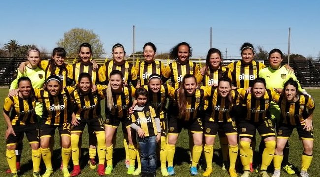 imagen de Femenino | Peñarol, a paso demoledor en el Clausura