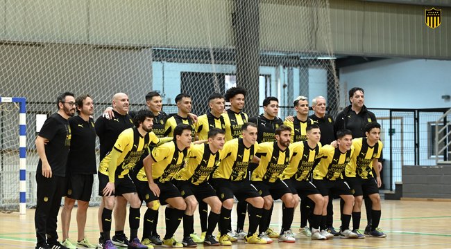 imagen de Estreno a puro gol para el Fútbol Sala Carbonero