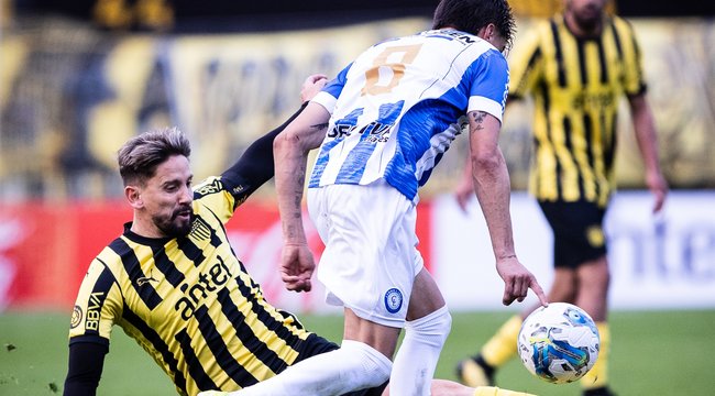 imagen de Peñarol debutó con empate ante Cerro Largo